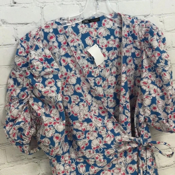 Zara Large Puff Sleeve Floral Mini Wrap Dress - Picture 2 of 6